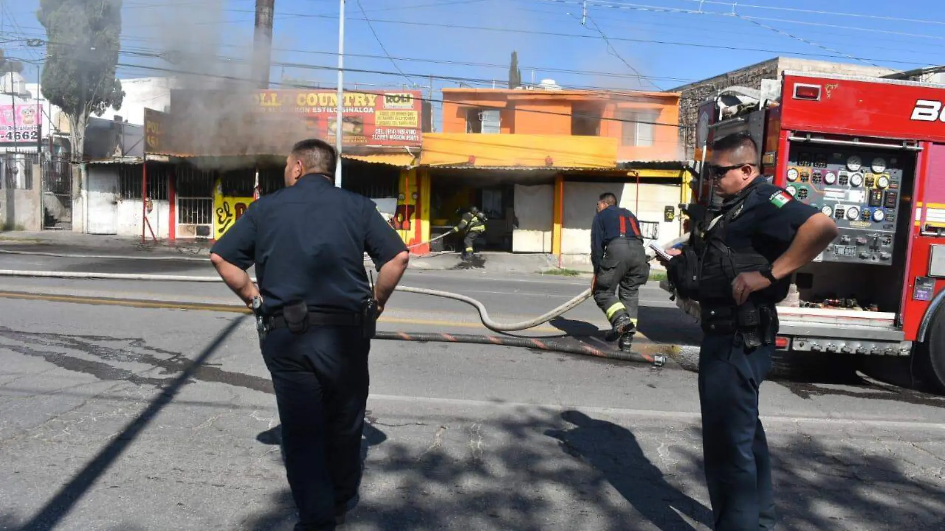 movilización incendio pollo country